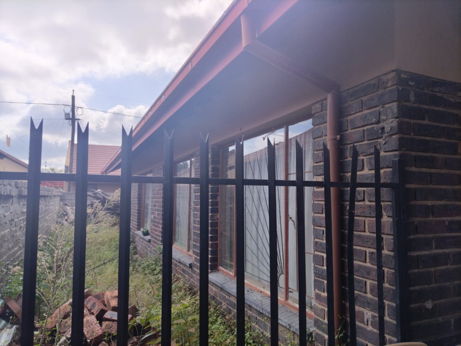 4 Bedroom Property for Sale in Boitekong North West